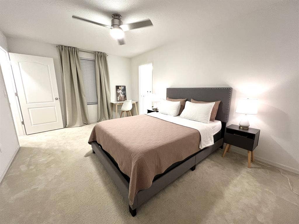 $850 Furnished Room - 20 Min Disney