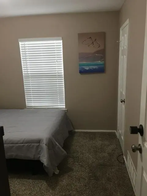 Cozy room for rent W Plano