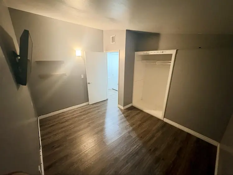 Quiet Whittier Room $1200