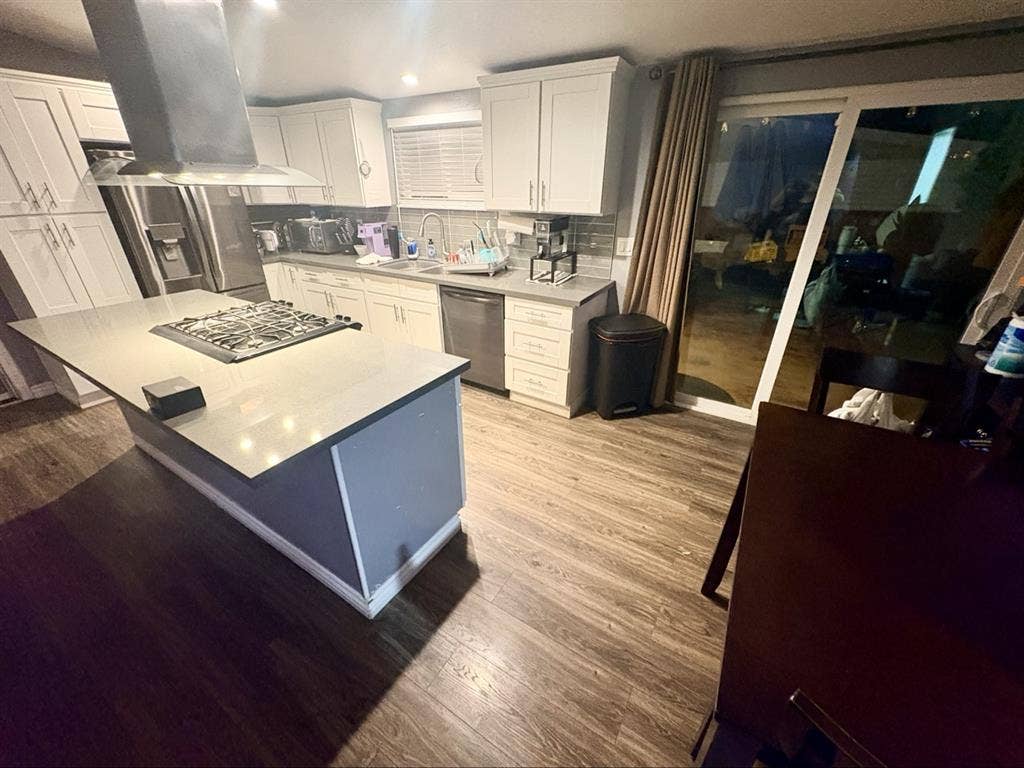 Quiet Whittier Room $1200