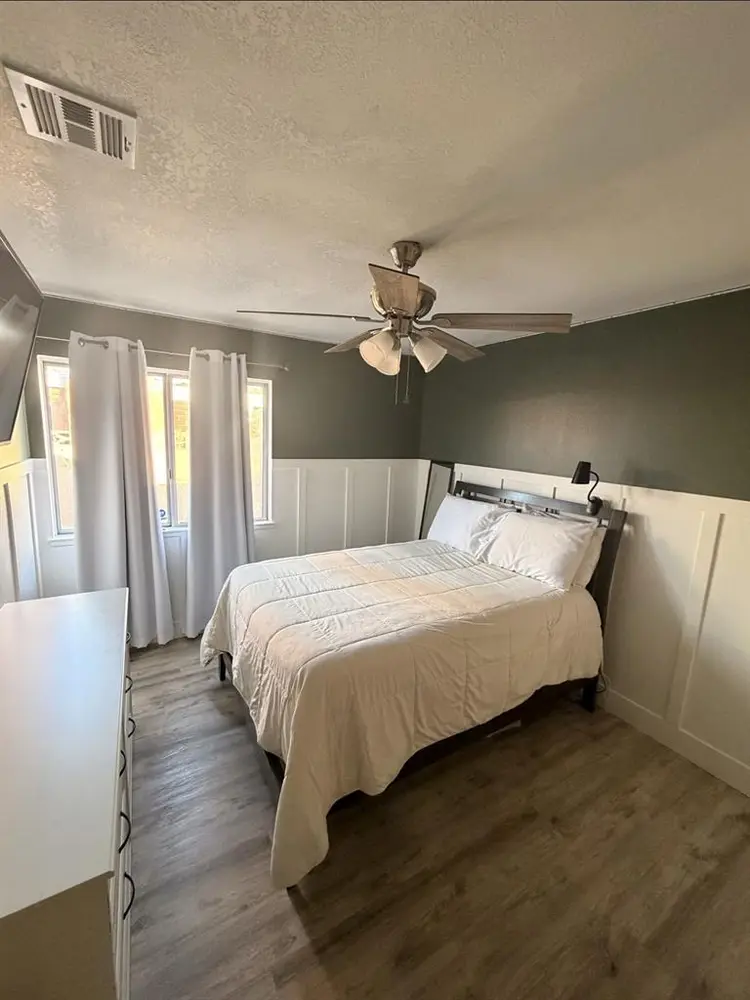 Furnished room