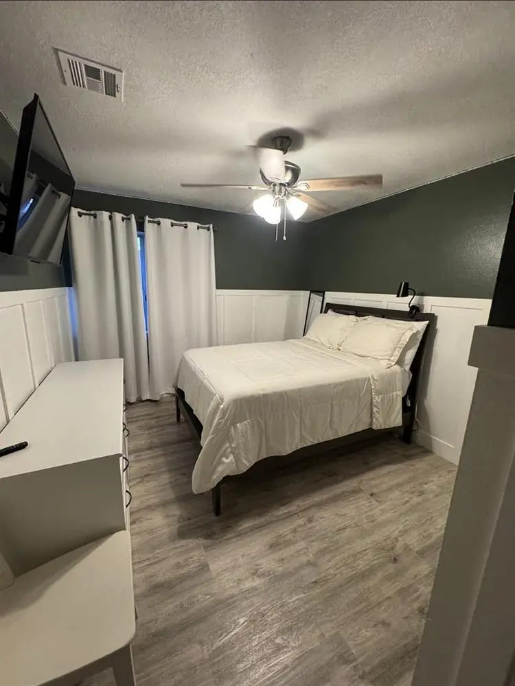 Furnished room
