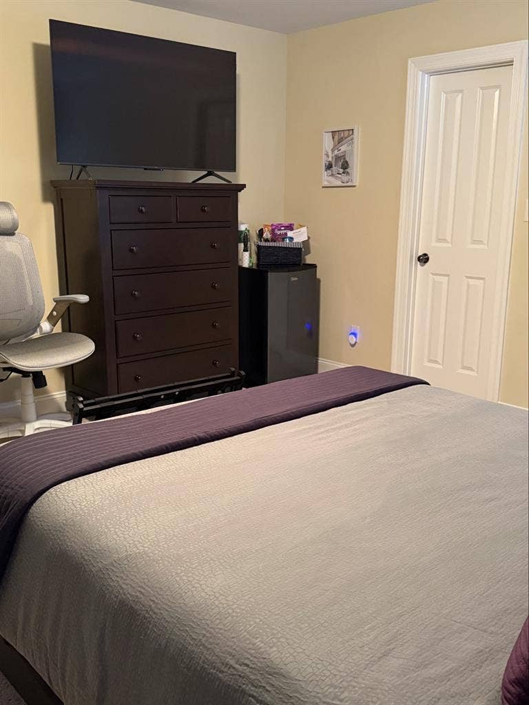$965 | Furnished Room | Utilities