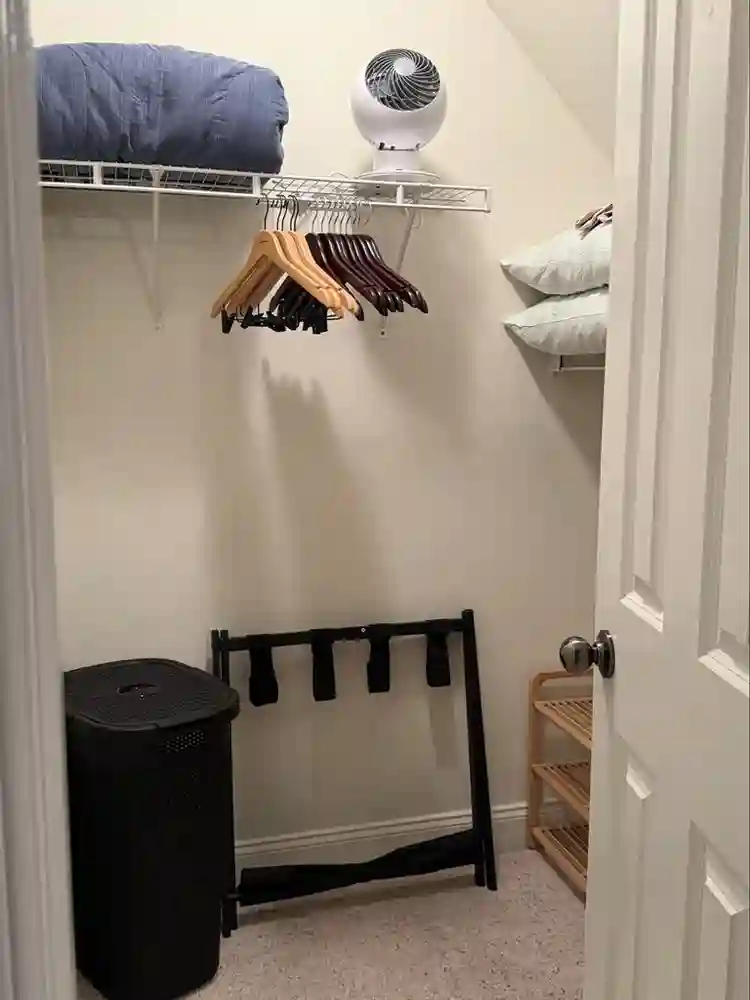 $965 | Furnished Room | Utilities
