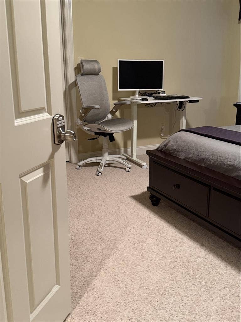$965 | Furnished Room | Utilities