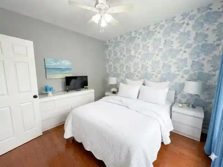 Female Only: Furnished Room