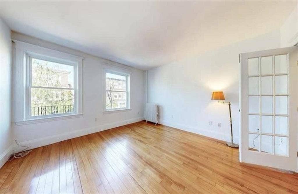 SUBLET AVAILABLE