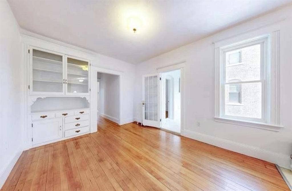 SUBLET AVAILABLE