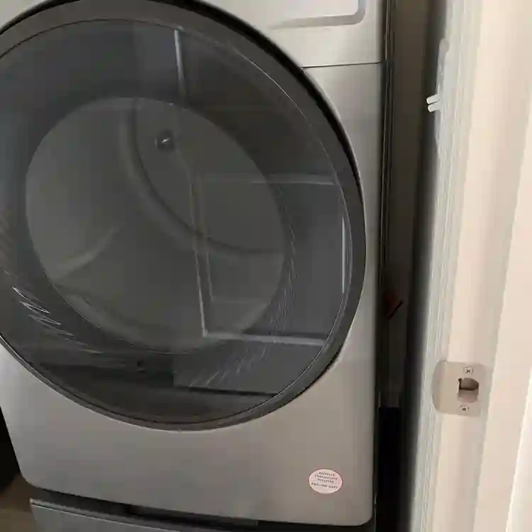 Room for rent!