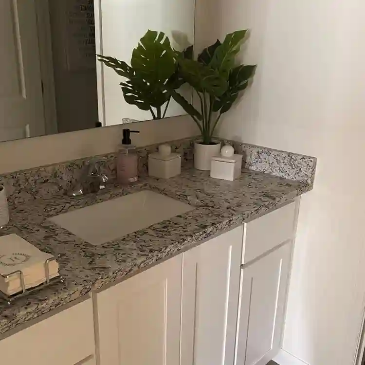 Room for rent!