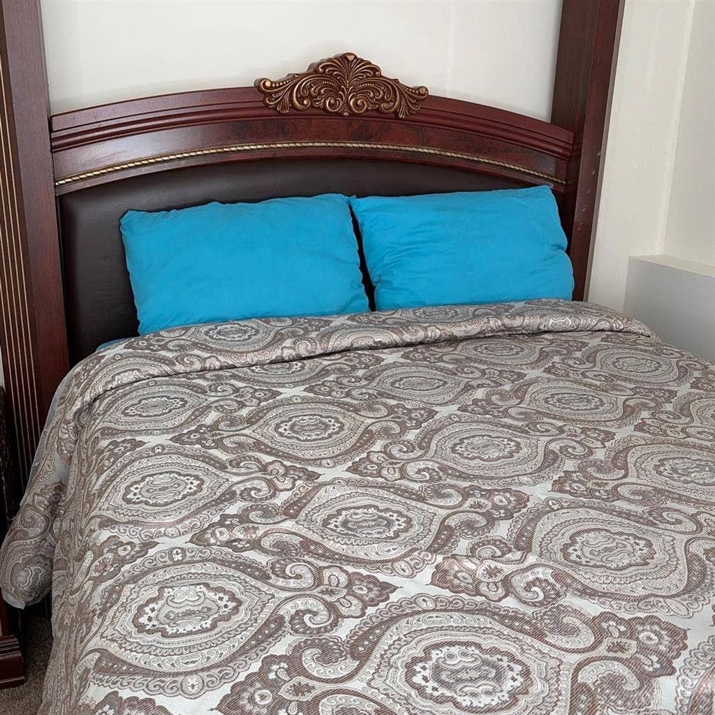 Room for rent!