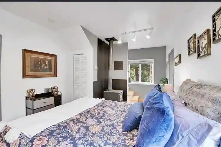 FULLY FURNISHED COZY 1B/1B