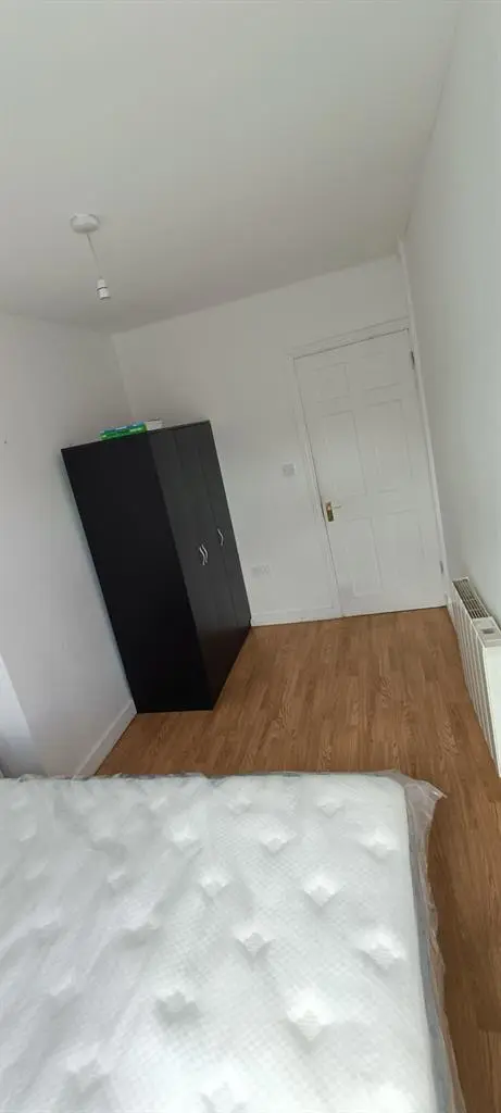 Large Double Room All Bills Include