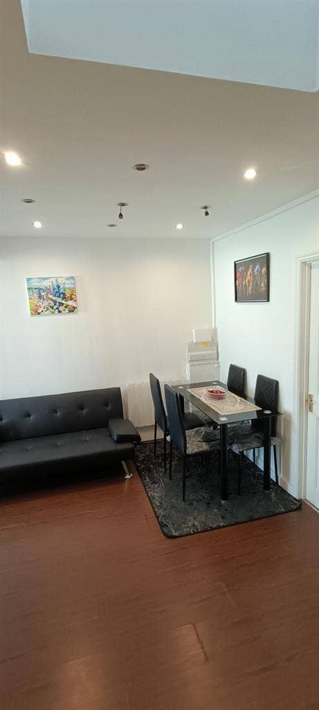 Large Double Room All Bills Include