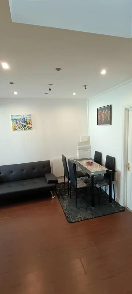 Large Double Room All Bills Include