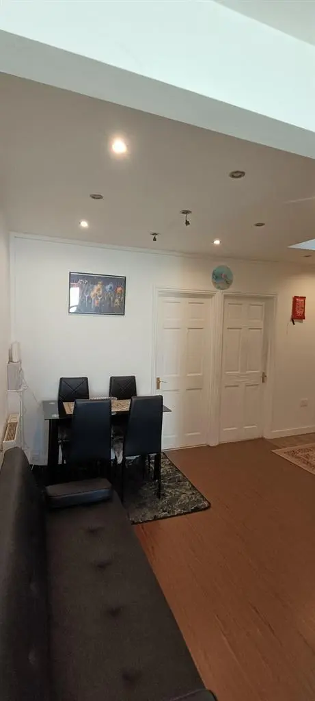 Large Double Room All Bills Include