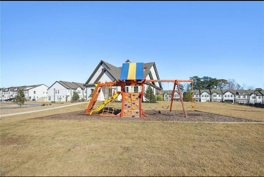 3 BR in Auburn