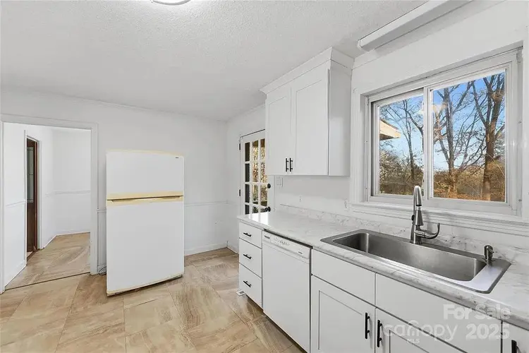5 BR in Concord