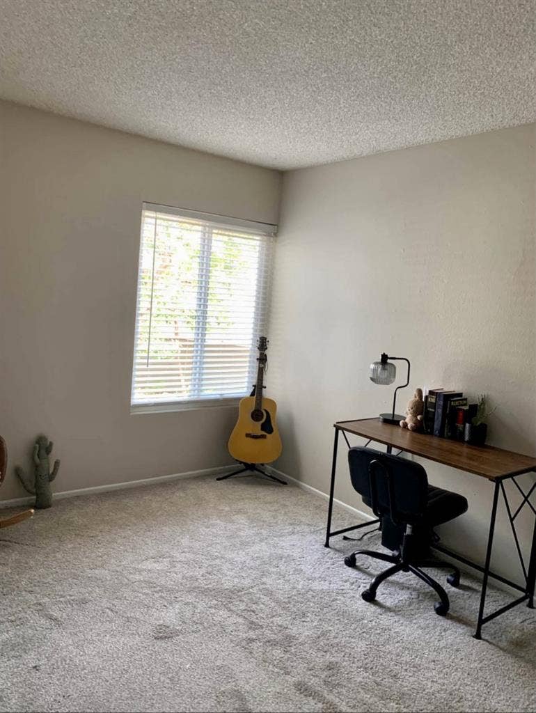 2BR, 2BR unit in luxury apt complex