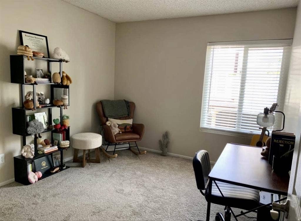 2BR, 2BR unit in luxury apt complex