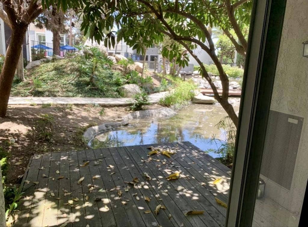 2BR, 2BR unit in luxury apt complex