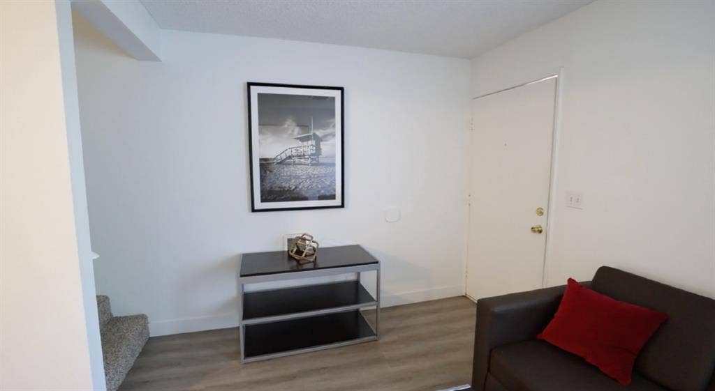 Apartment Spring Sublease