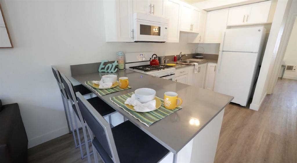 Apartment Spring Sublease