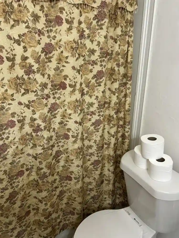 Private Room • Shared House 🏠