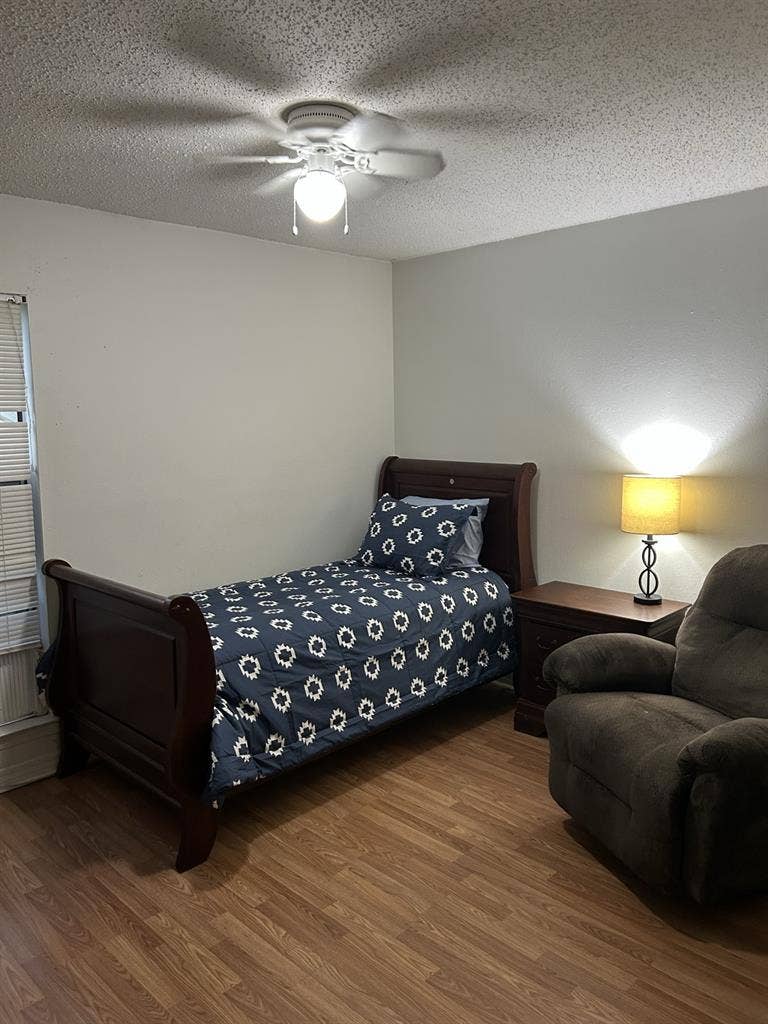 Private Room • Shared House 🏠