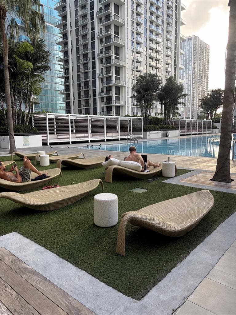 Room for rent Downtown Miami
