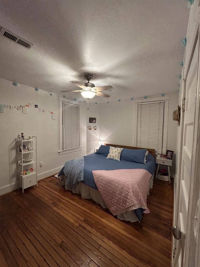 Month-to-Month Lease Takeover!