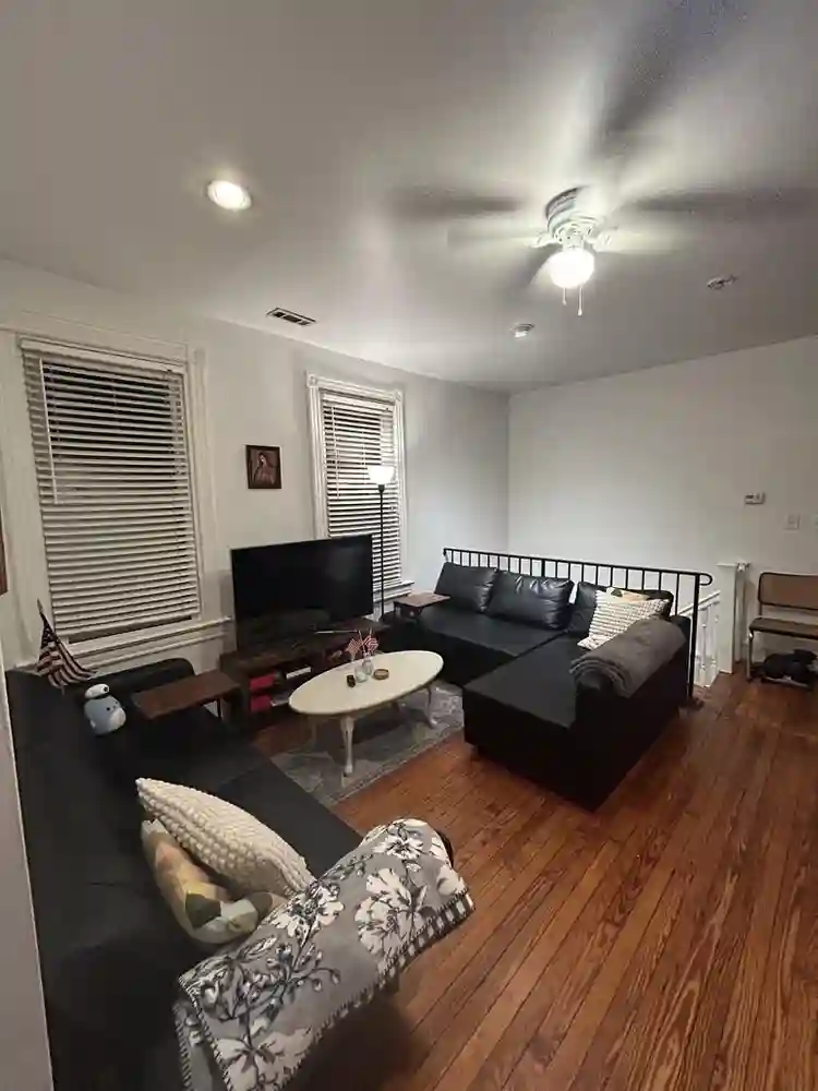 Month-to-Month Lease Takeover!