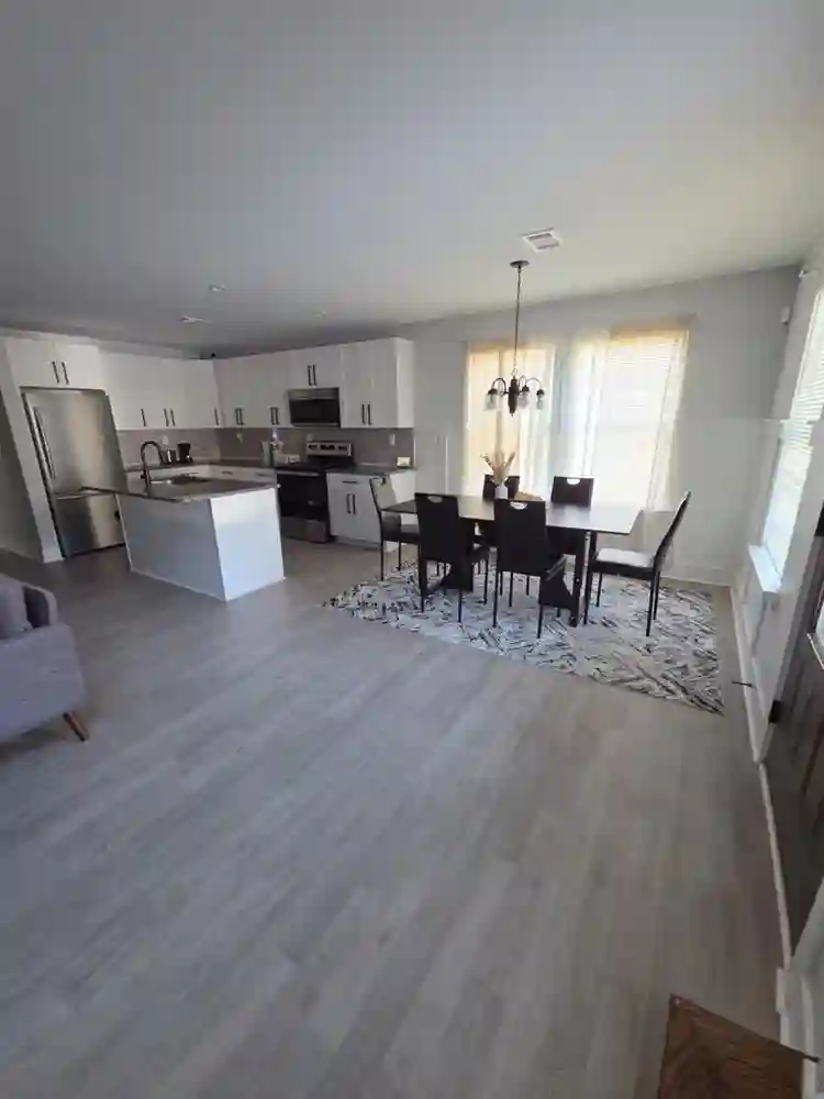Fully furnished rooms available