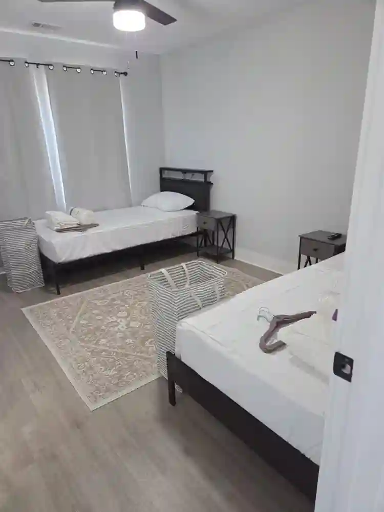 Fully furnished rooms available