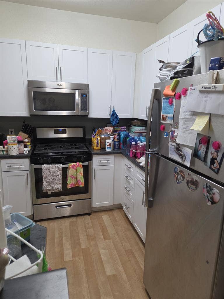 Private bed/bath available