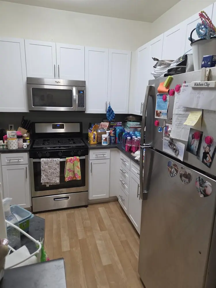 Private bed/bath available