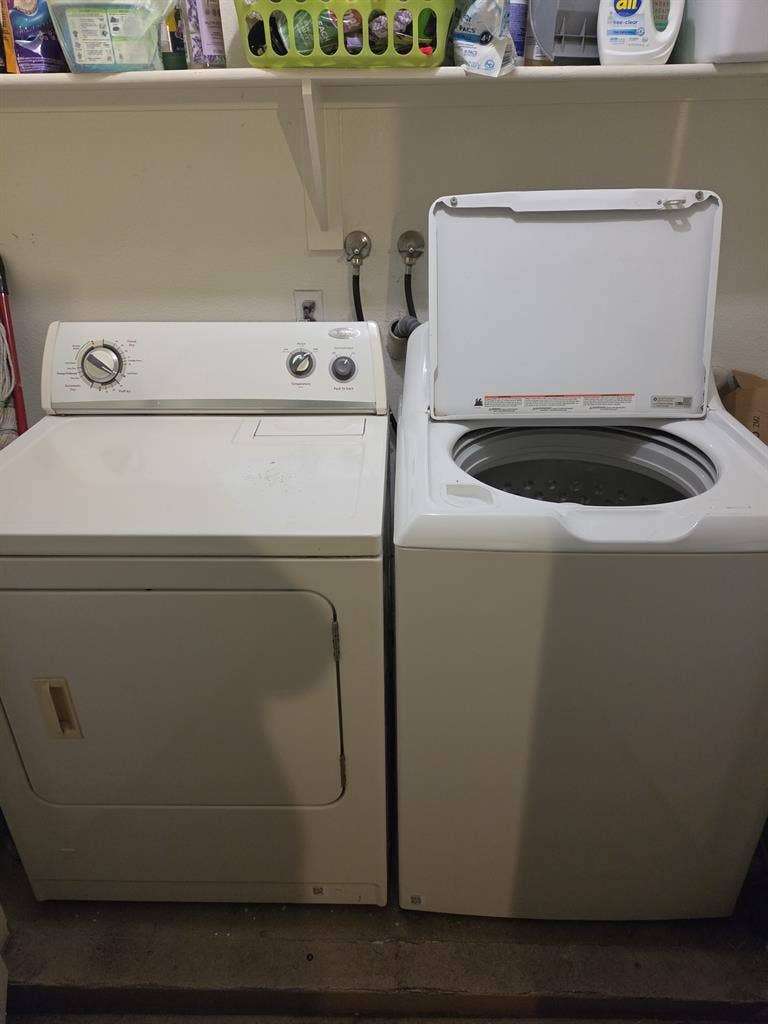 Private bed/bath available