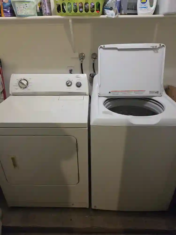 Private bed/bath available