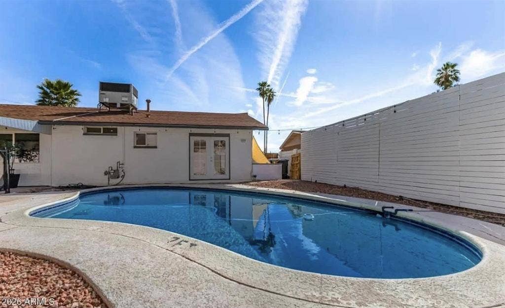 House with a pool