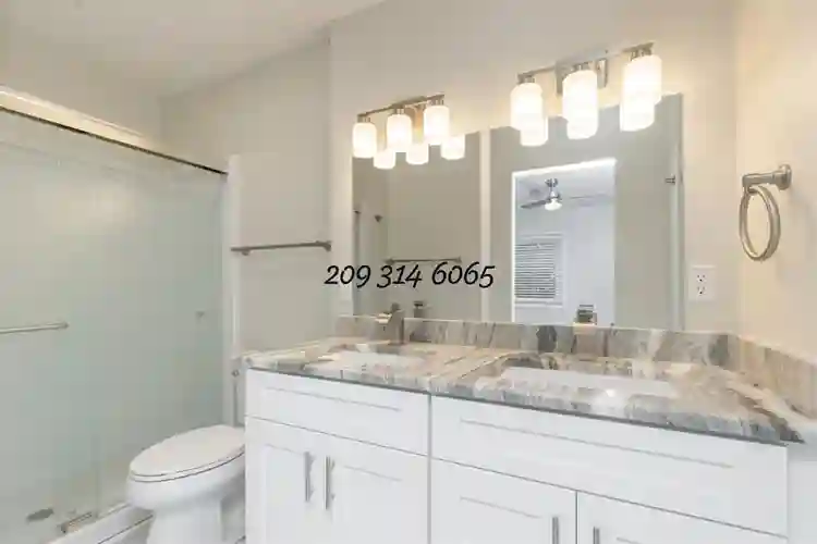 Beautifully renovated townhome