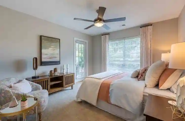 1bed/1bath at Granby Crossing Apt