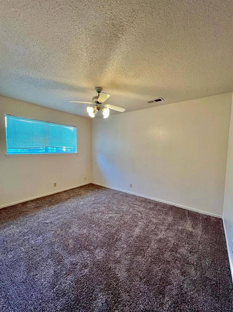 Room for rent in my home