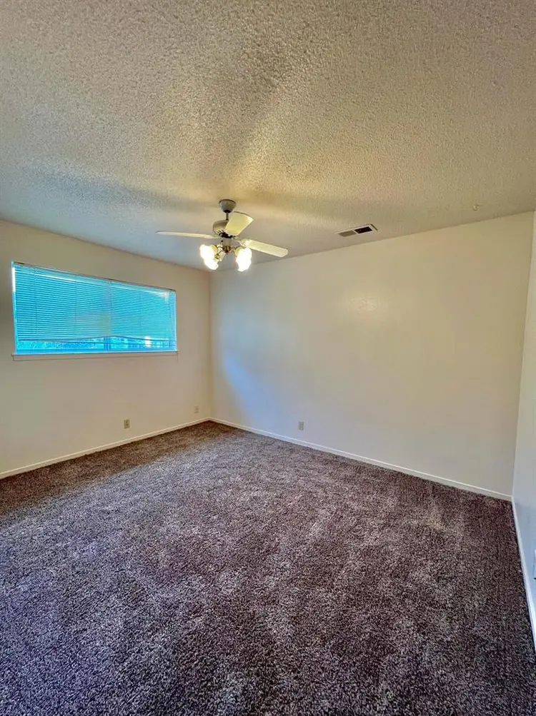 Room for rent in my home