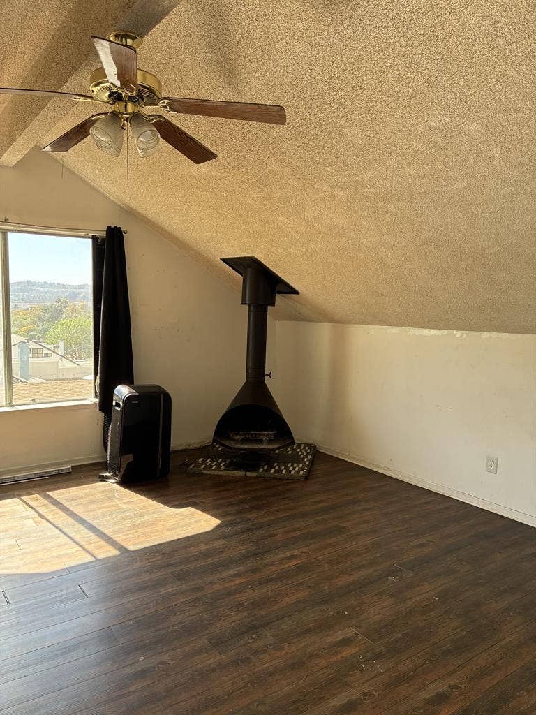 Room & Loft for Rent