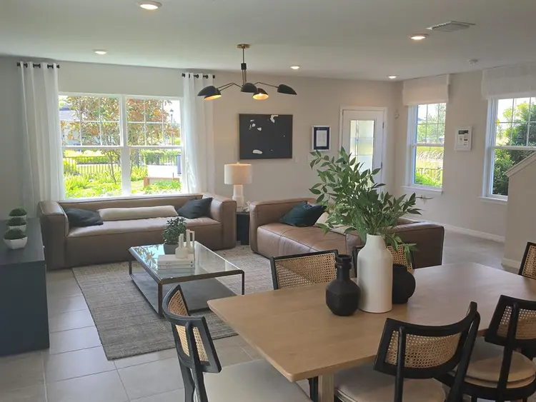New construction Bedroom for rent!