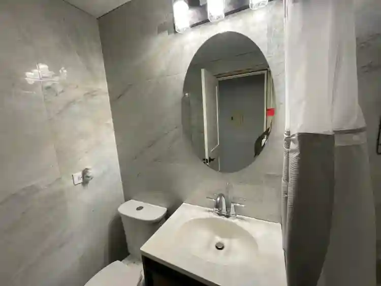 1Br Water-Gas-HeatParking included