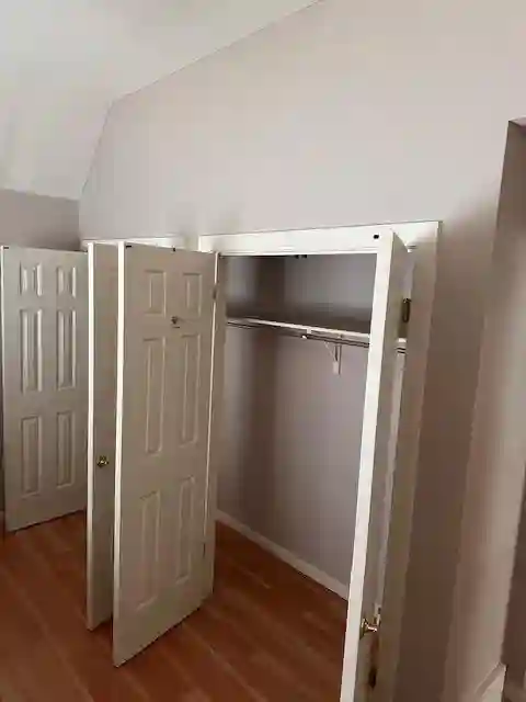Large House to Share in Germantown