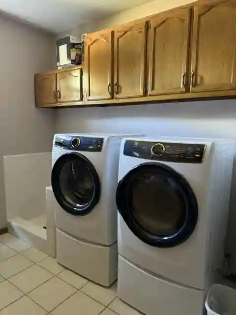 Large House to Share in Germantown