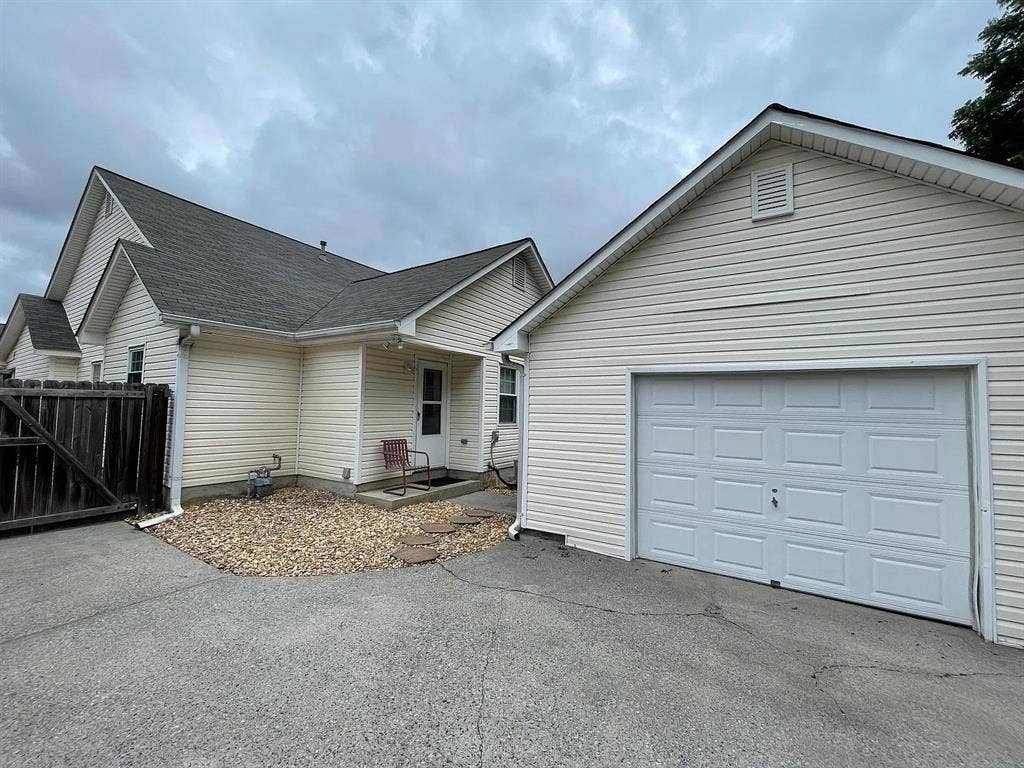 2 BR in Cartersville