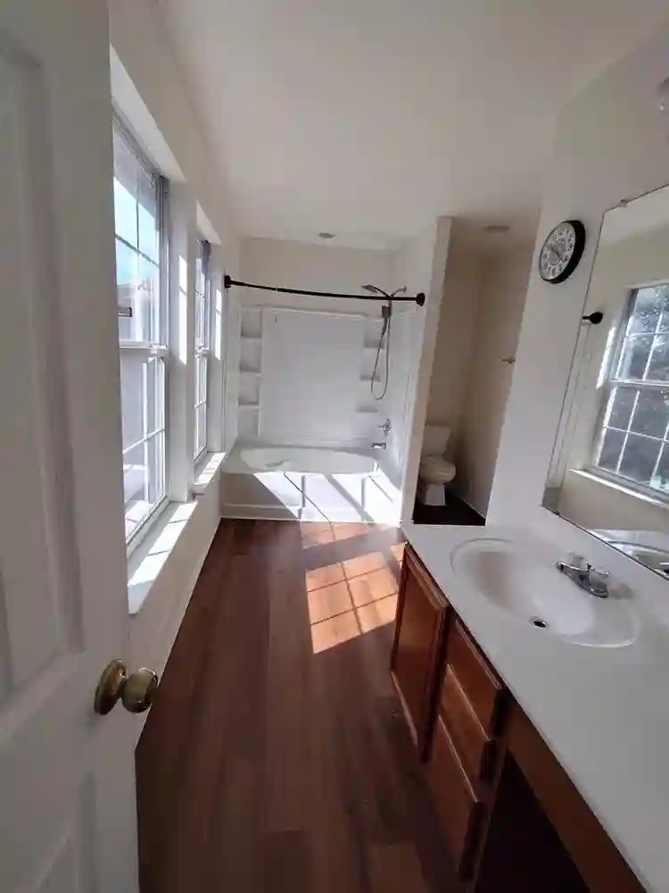 4 BR in Leander
